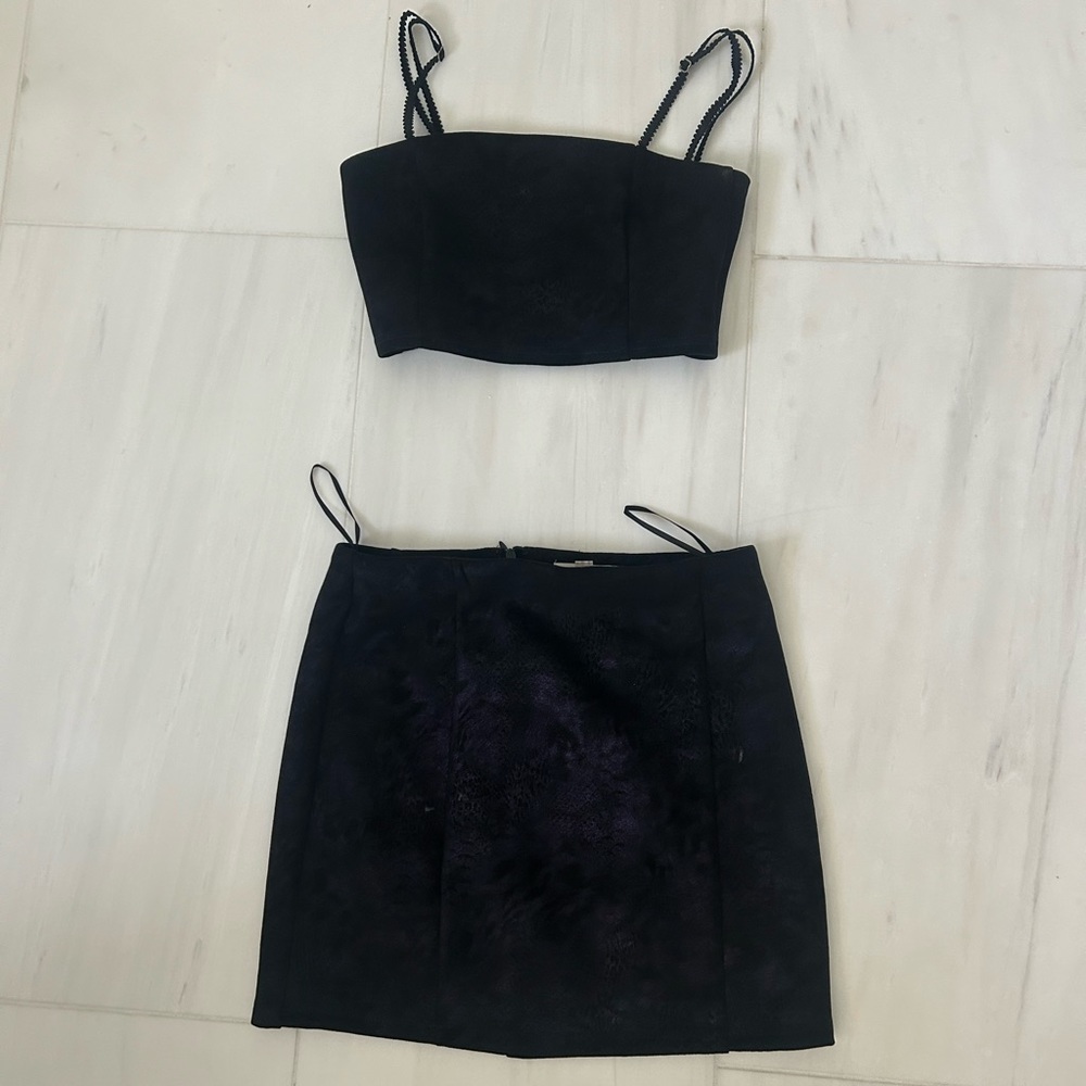 LF size small matching black/ dark purple set